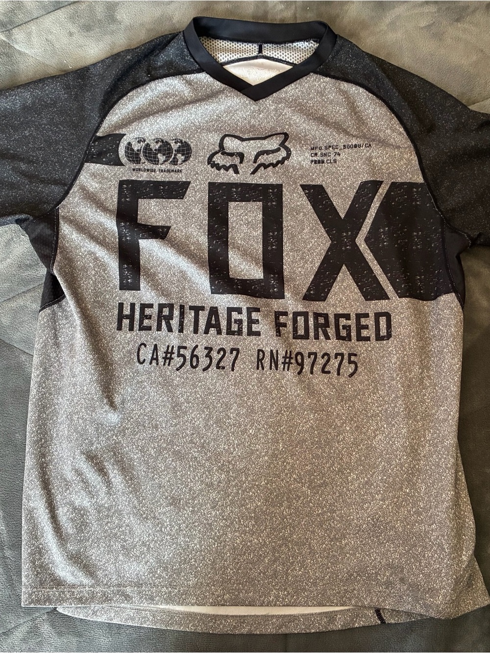 Fox Men's Gray and Black Heritage Forged Graphic Jersey size large